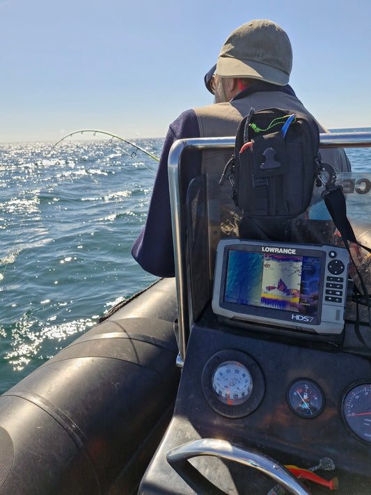 🎣 Test terrain : la sacoche Protec Sea 🧰 en action sur notre console de pêche 🚤